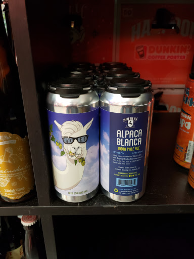 Liquor Store «Curtis Liquors - Weymouth», reviews and photos, 486 Columbian St, Weymouth, MA 02190, USA