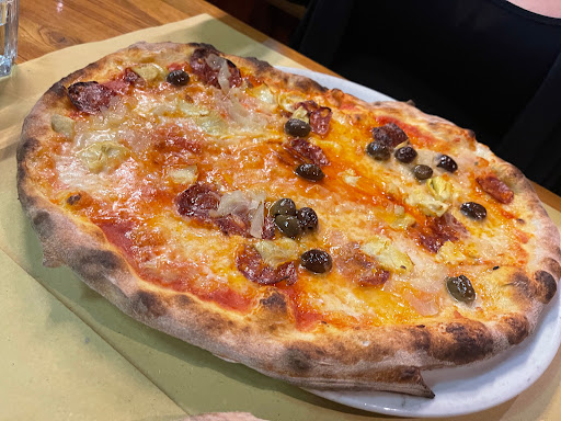 Pizzeria Piccola Rosburgo in Roseto degli Abruzzi, Provincia di Teramo