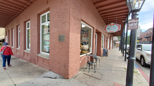 Nevada City Chocolate Shoppe, 236 Broad St, Nevada City, CA 95959, USA, 