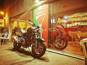 Ducati Lounge
