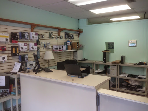 Computer Repair Service «Computer Connection», reviews and photos, 941 17th St, Vero Beach, FL 32960, USA