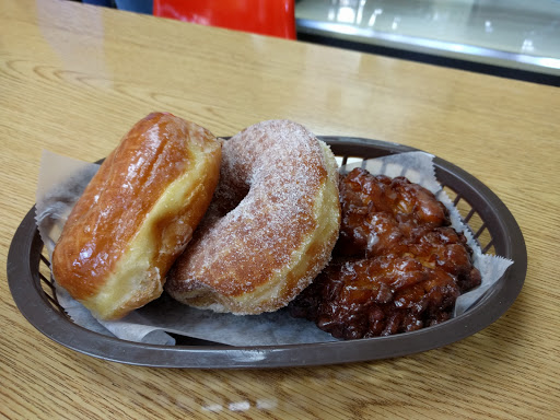 Donut Shop «Top Donuts», reviews and photos, 1892 Main St, Watsonville, CA 95076, USA