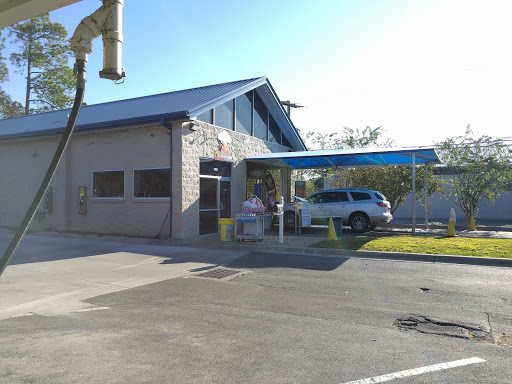 Whistle Express Car Wash en Tallahassee