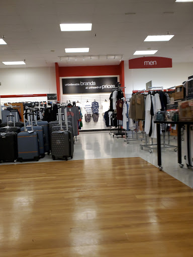 Department Store «T.J. Maxx», reviews and photos, 5 Main St, East Hartford, CT 06118, USA