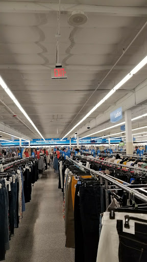 Shopping Mall «Oregon City Shopping Center», reviews and photos, I-205, Oregon City, OR 97045, USA