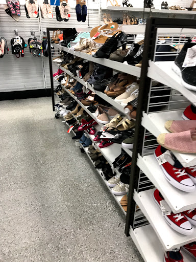 Clothing Store «Ross Dress for Less», reviews and photos, 2595 N Decatur Rd, Decatur, GA 30033, USA