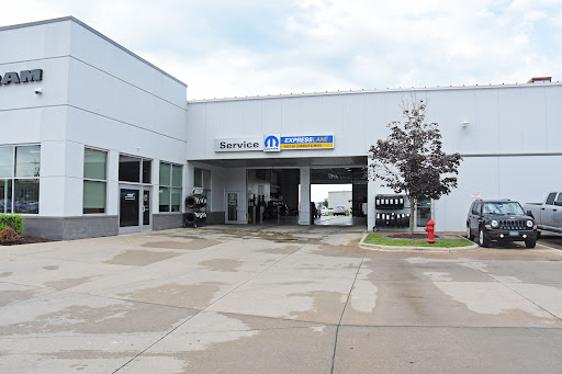 Used Car Dealer «Deery Brothers Chrysler Dodge Jeep Ram Iowa City», reviews and photos, 651 IA-1, Iowa City, IA 52246, USA