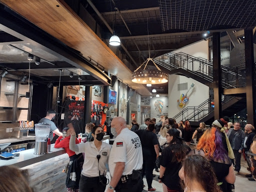 Shopping Mall «Taubman Prestige Outlets», reviews and photos, 17057 N Outer 40 Rd, Chesterfield, MO 63005, USA