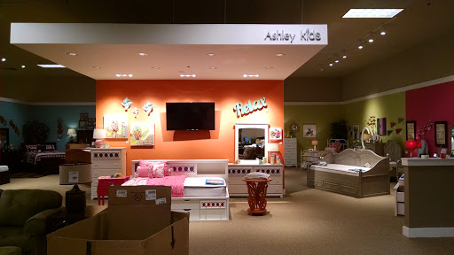 Furniture Store «Ashley HomeStore», reviews and photos, 3529 W Genesee St, Syracuse, NY 13219, USA