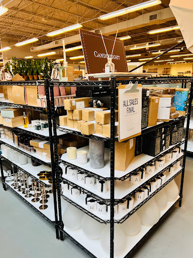 Outlet Store «Pottery Barn Outlet», reviews and photos, 3939 I-35 #920, San Marcos, TX 78666, USA