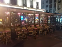 Atmosphère du Restaurant L'Arc Café à Paris - n°11