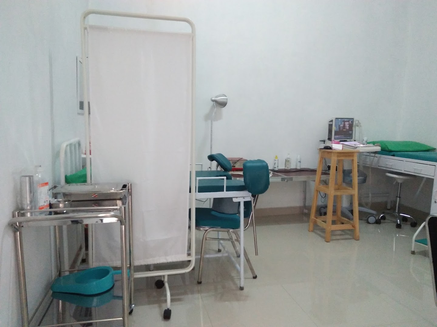 Klinik Utama Dr. Tan Photo