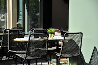 Atmosphère du Restaurant DS Café Niel à Paris - n°14