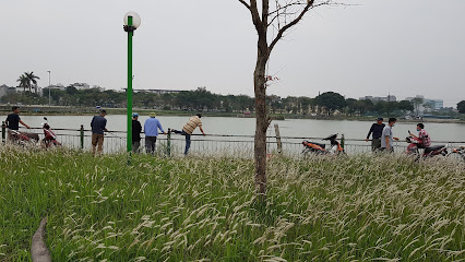 Công viên Việt Hưng