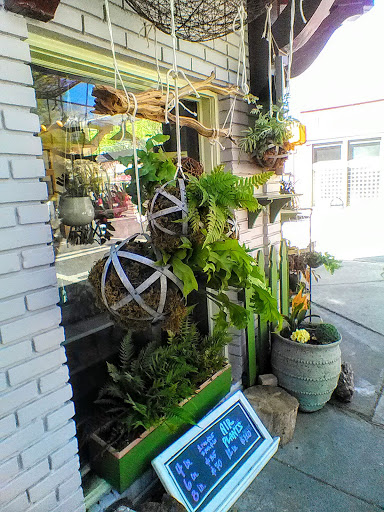 Florist «Candler Park Flower Mart», reviews and photos, 1395 McLendon Ave NE, Atlanta, GA 30307, USA