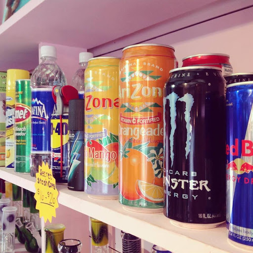 Tobacco Shop «Pirate Girl Smoke Boutique», reviews and photos, 297 Court St, Plymouth, MA 02360, USA