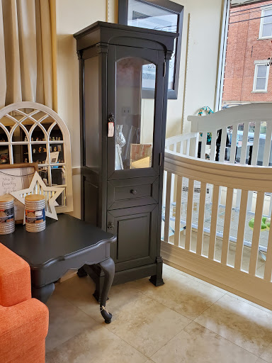 Consignment Shop «Classy Consignments, Inc.», reviews and photos, 26 N Chestnut St, Jefferson, OH 44047, USA