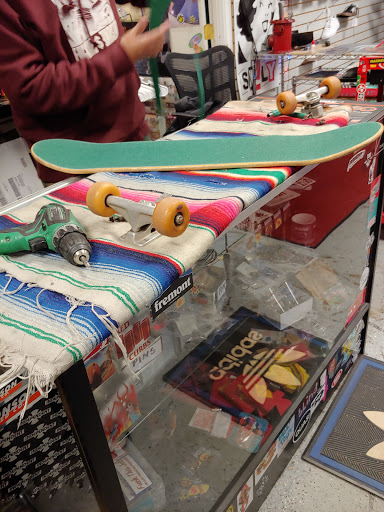 Skateboard Shop «Red Curbs Skate Shop», reviews and photos, 40923 Grimmer Blvd, Fremont, CA 94538, USA