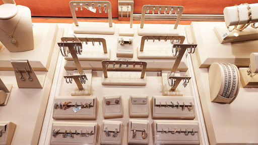 Jewelry Store «Zales - The Diamond Store», reviews and photos, 22513 Tomball Pkwy #105, Houston, TX 77070, USA