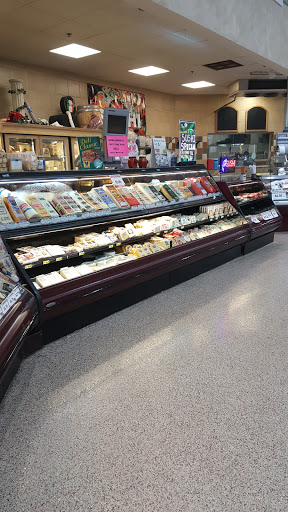 Grocery Store «Butera Market», reviews and photos, 2070 N Rand Rd, Palatine, IL 60074, USA