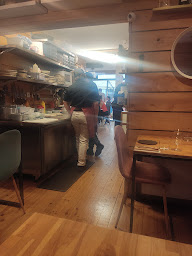 Photo n°64 de La Table de Maïna à Montrouge ()