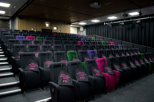 Cinemas with sofas Plymouth