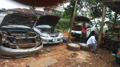 AMADICASA WORKSHOP, AMADICASA STREET OFF 15 BORDER ROAD BY NEW BOCOMO, Ikom, Nigeria, Auto Repair Shop, state Cross River