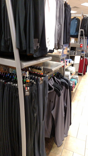 Sporting Goods Store «SCHEELS», reviews and photos, 1850 Adams St, Mankato, MN 56001, USA