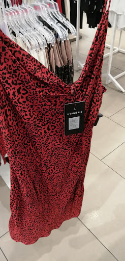 Tiendas para comprar vestidos camiseros elegantes Lima