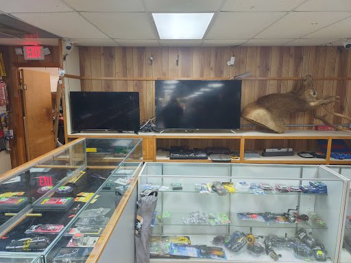 Pawn Shop «24 Hour Quick Cash & Pawn», reviews and photos, 2022 25th Ave, Gulfport, MS 39501, USA