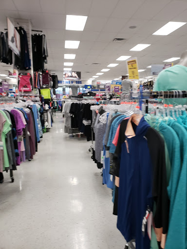 Sporting Goods Store «BIG 5 SPORTING GOODS», reviews and photos, 2421 W Rosecrans Ave, Gardena, CA 90249, USA