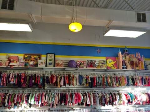 Baby Store «Stellie Bellies Kiddie and Maternity Resale Boutique Trinity», reviews and photos, 7649 FL-54, New Port Richey, FL 34653, USA