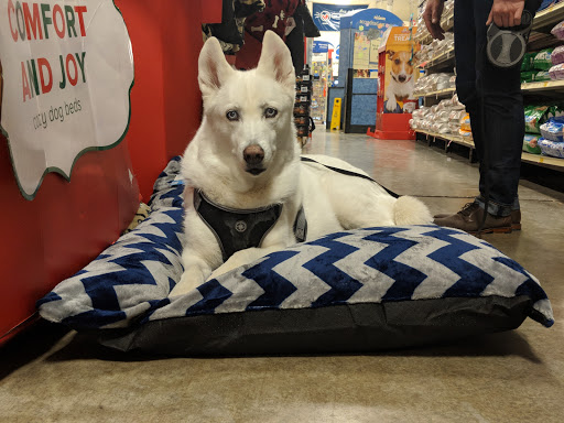 Pet Supply Store «PetSmart», reviews and photos, 2017 N Prospect Ave, Champaign, IL 61822, USA