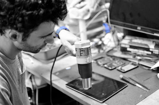 Cell Phone Store «Cracked Myphone Cellphone & Computer Repair IPhone Repair Tablet Repair», reviews and photos, 20949 Norwalk Blvd, Lakewood, CA 90715, USA