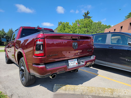 Jeep Dealer «Summit Automotive Chrysler Dodge Jeep Ram», reviews and photos, 815 S Rolling Meadows Dr, Fond du Lac, WI 54937, USA