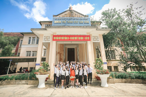 Trường Dân tộc nội trú tỉnh Lâm Đồng