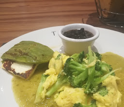 TOKS Plaza Ambar photo