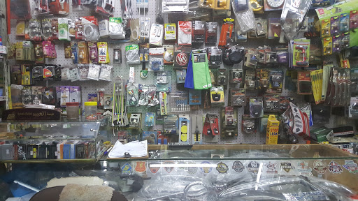 محل العبيد لزينة السيارات 