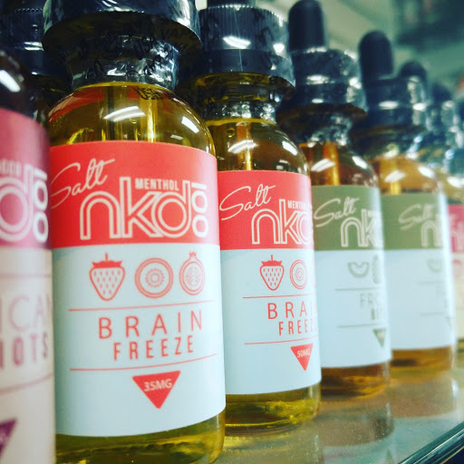 Tobacco Shop «Habits Vape & Smoke shop», reviews and photos, 8391 Folsom Blvd, Sacramento, CA 95826, USA