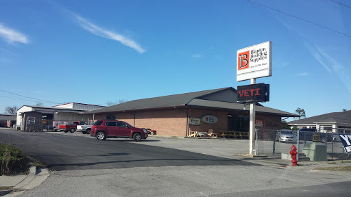 Blanton Building Supplies, 5001 Broad St, Loris, SC 29569, USA, 