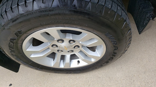 Car Wash «New York Car Wash», reviews and photos, 1241 E New York St, Aurora, IL 60505, USA