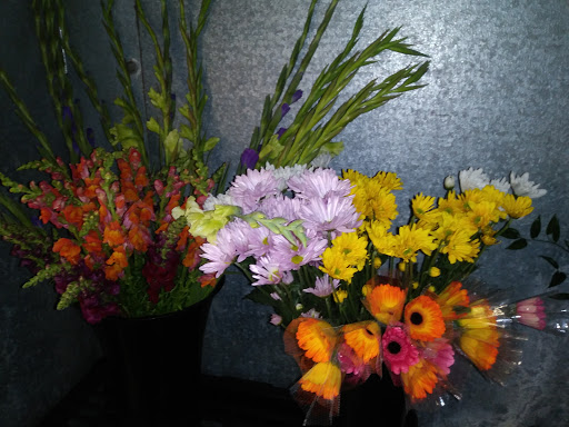 Florist «Desert Oasis Floral», reviews and photos, 13220 W Van Buren St, Goodyear, AZ 85338, USA