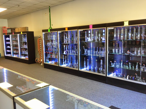 Tobacco Shop «Vape City Smoke Shop», reviews and photos, 306 Winthrop St, Taunton, MA 02780, USA