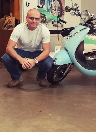 Motor Scooter Dealer «Blitz Moped», reviews and photos, 2924 Main St #102, Dallas, TX 75226, USA