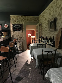 Atmosphère du Restaurant Hôtel L'Observatoire .bistro resto dodo. à Saint-Michel-l'Observatoire - n°10