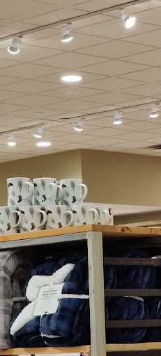 Clothing Store «L.L. Bean», reviews and photos, 8095 Tysons Corner Center, McLean, VA 22102, USA