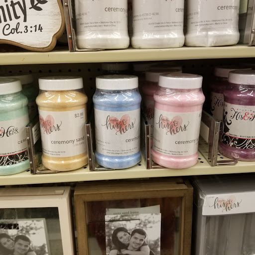 Craft Store «Hobby Lobby», reviews and photos, 8210 Macedonia Commons Blvd Suite 42, Macedonia, OH 44056, USA