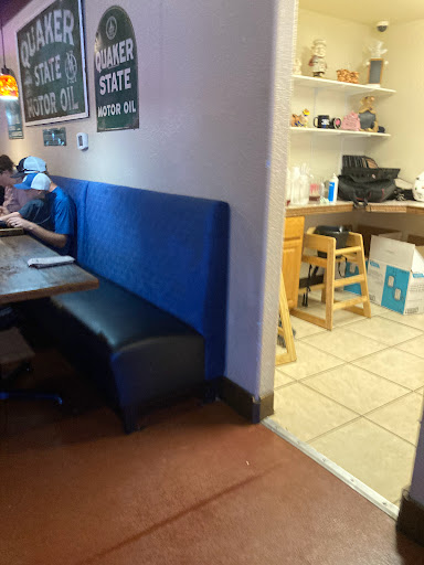 Antique Store «Old Town Architectural Salvage», reviews and photos, 126 N St Francis St, Wichita, KS 67202, USA