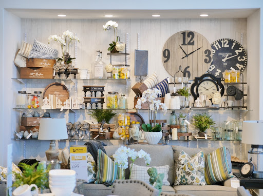 Furniture Store «Ashley HomeStore», reviews and photos, 2915 N Dale Mabry Hwy, Tampa, FL 33607, USA