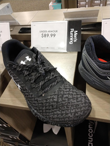 Shoe Store «DSW Designer Shoe Warehouse», reviews and photos, 2701 N Mall Dr, Virginia Beach, VA 23452, USA